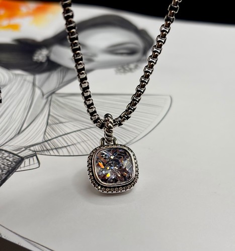 Collana con ciondolo argento